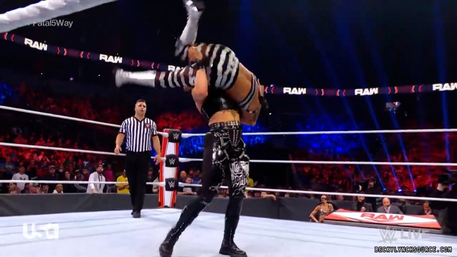 Click to view full size image
==============
beckyraw20211108_00_21_27_15_Still548.jpg beckyraw20211108_00_21_27_15_Still548.jpg