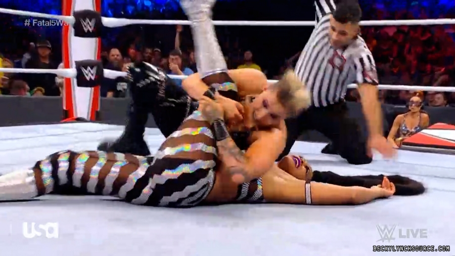 beckyraw20211108_00_21_47_00_Still554.jpg