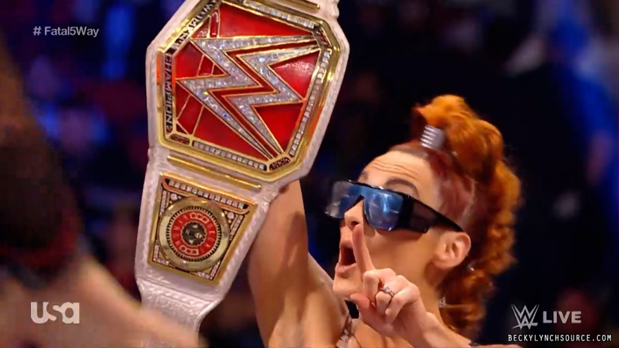 beckyraw20211108_00_24_38_15_Still613.jpg