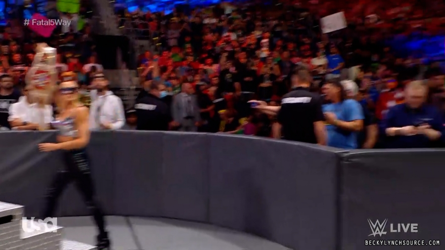 beckyraw20211108_00_25_06_00_Still661.jpg