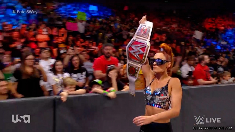 beckyraw20211108_00_25_11_15_Still665.jpg