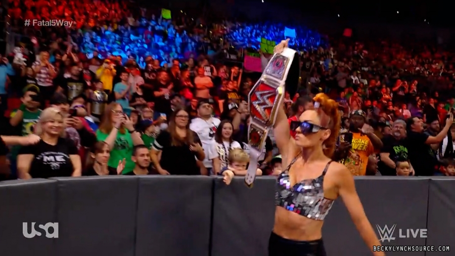 beckyraw20211108_00_25_12_00_Still666.jpg