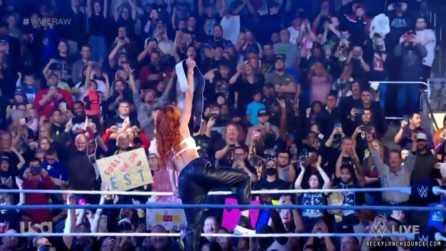 beckyraw20211115_00_01_00_15_Still103.jpg