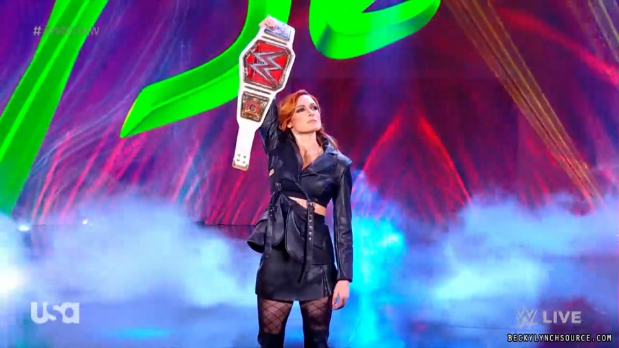 beckyraw20211122_00_00_18_00_Still033.jpg