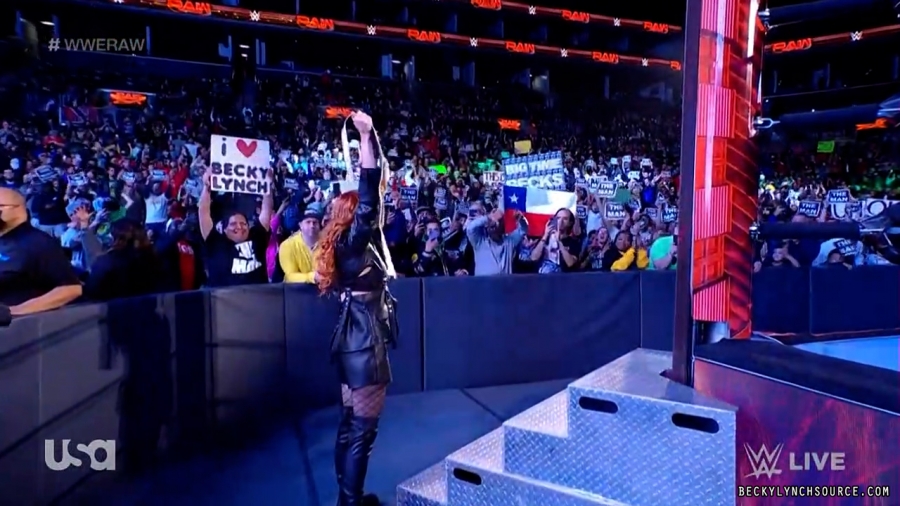 beckyraw20211122_00_00_32_00_Still056.jpg