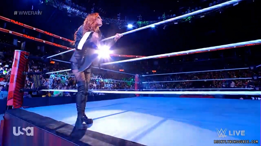 beckyraw20211122_00_00_38_00_Still067.jpg
