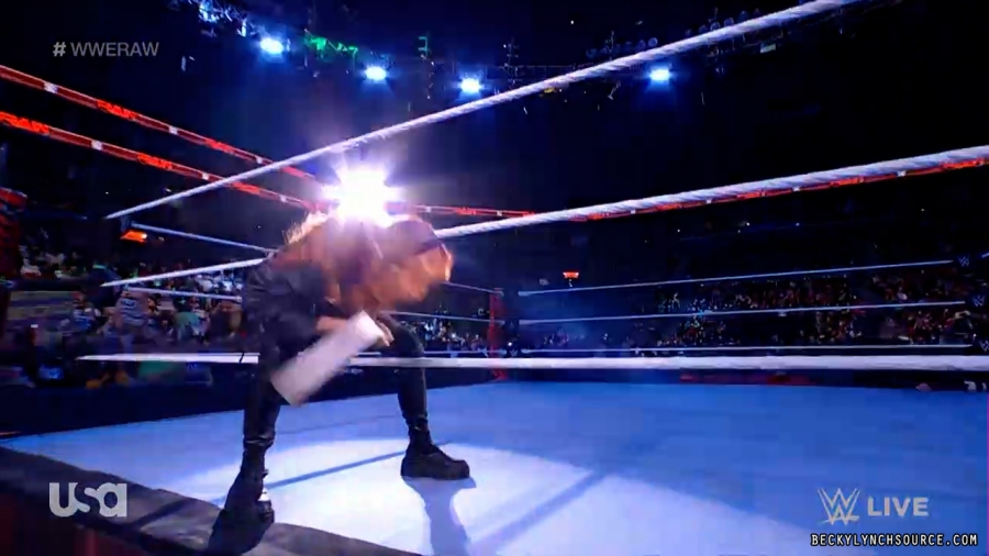 beckyraw20211122_00_00_39_00_Still069.jpg