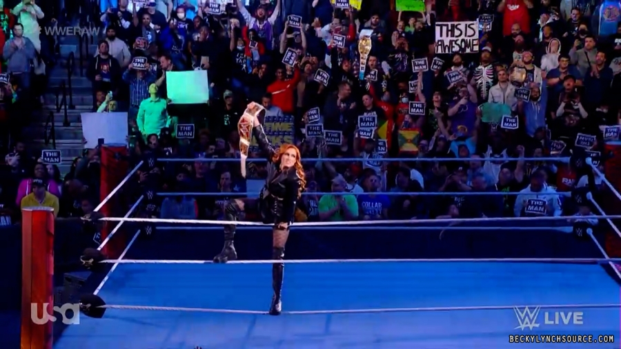 beckyraw20211122_00_00_45_15_Still082.jpg