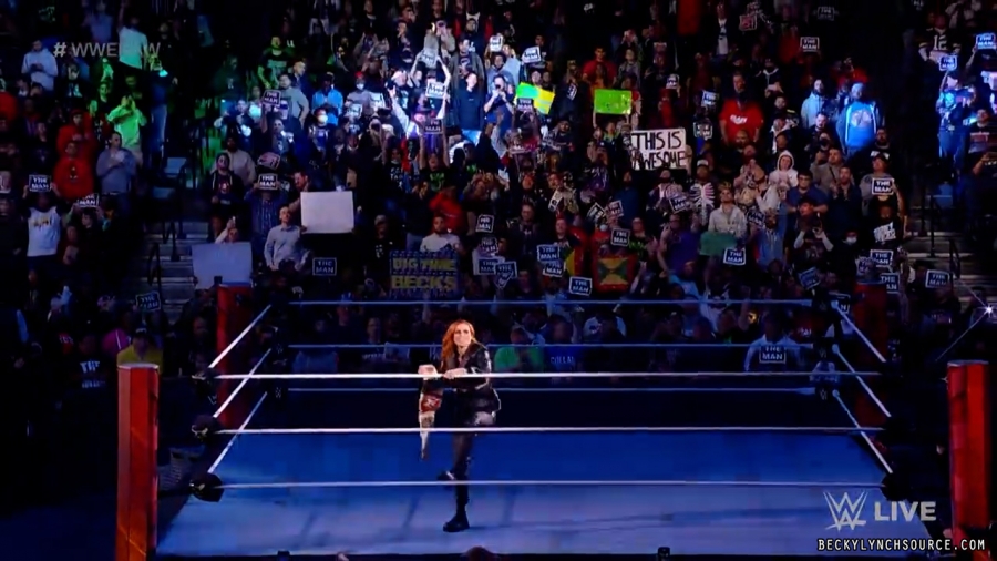 beckyraw20211122_00_00_47_15_Still086.jpg