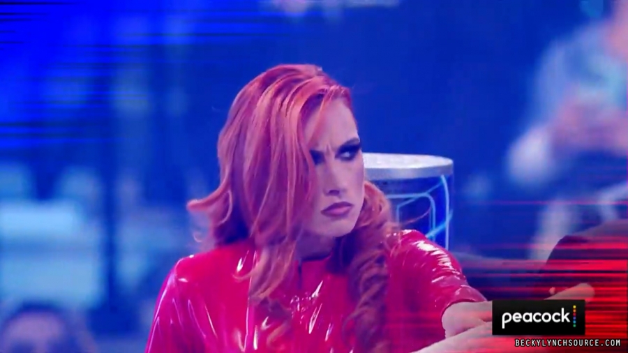 beckyraw20211122_00_01_01_00_Still089.jpg