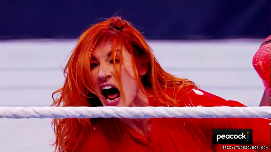 beckyraw20211122_00_02_10_15_Still193.jpg