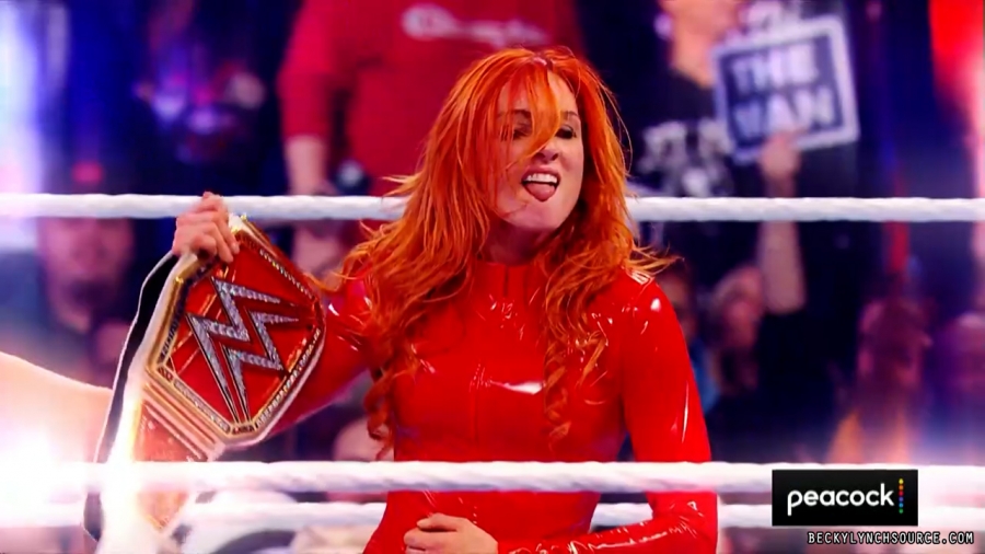 beckyraw20211122_00_02_33_15_Still218.jpg