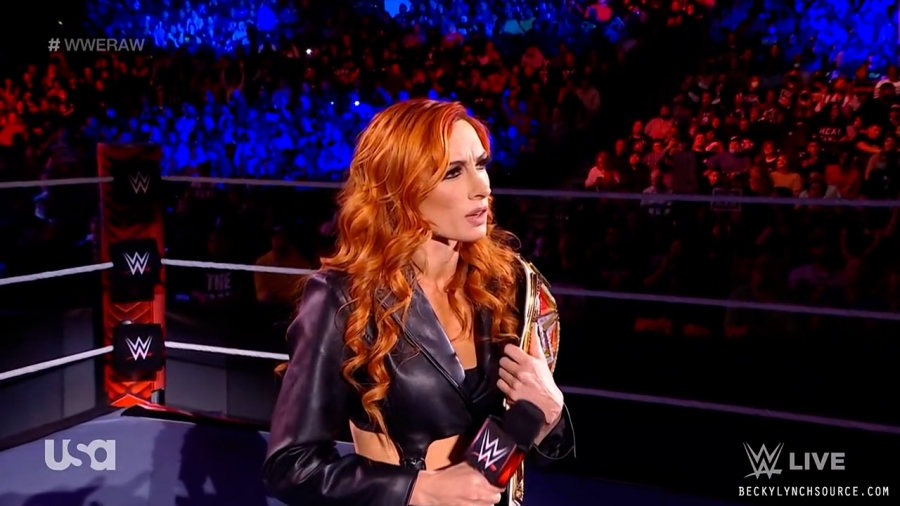 beckyraw20211122_00_04_19_00_Still392.jpg