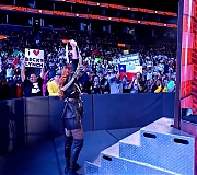 beckyraw20211122_00_00_31_15_Still055.jpg