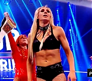 beckyraw20211122_00_02_34_15_Still220.jpg