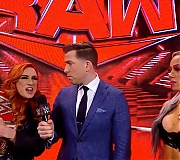 beckyraw20211122_00_08_30_15_Still882.jpg