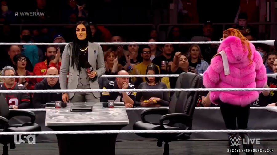 beckyraw20211129_00_04_17_00_Still176.jpg