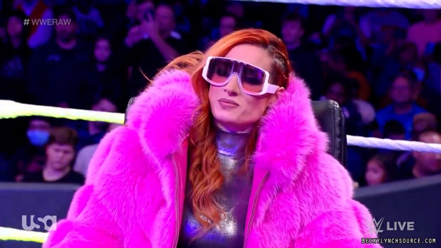 beckyraw20211129_00_04_57_15_Still205.jpg