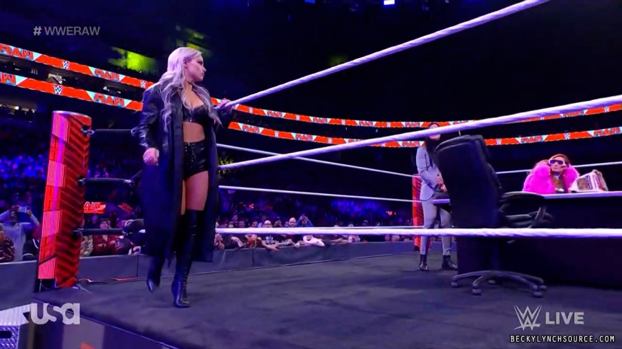 beckyraw20211129_00_05_07_00_Still214.jpg