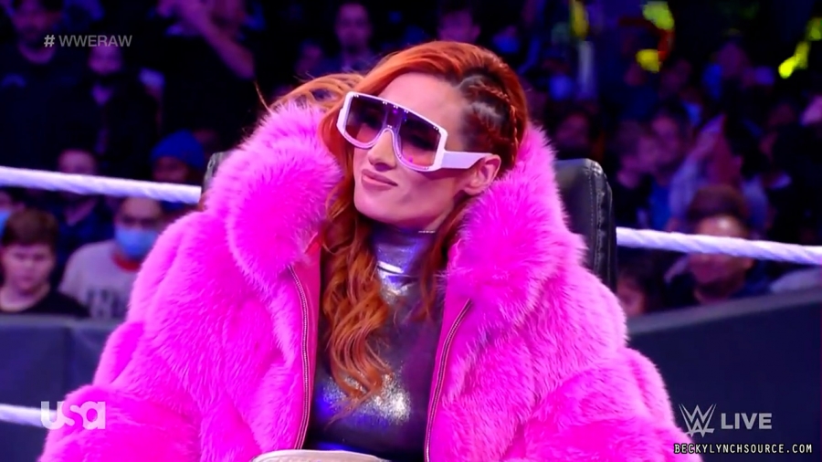 beckyraw20211129_00_05_10_00_Still220.jpg