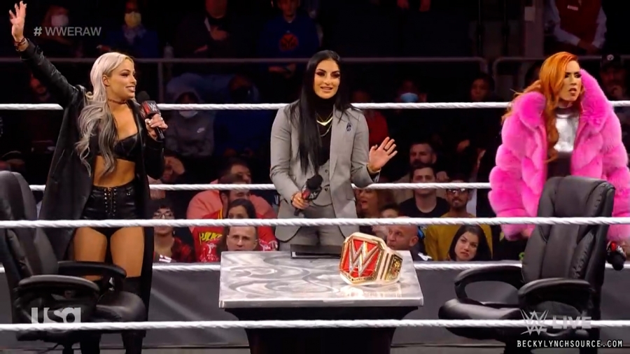 beckyraw20211129_00_08_06_15_Still476.jpg