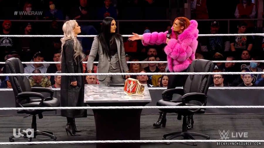 beckyraw20211129_00_10_16_00_Still642.jpg