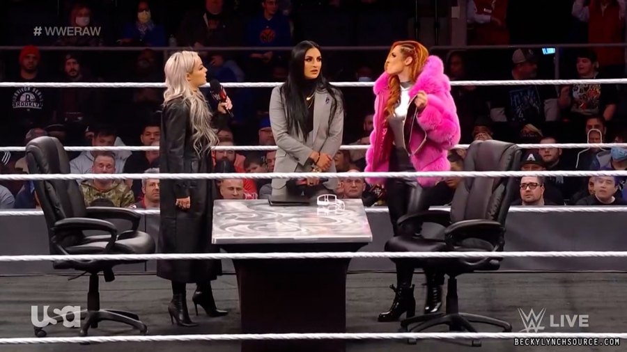beckyraw20211129_00_10_58_15_Still680.jpg