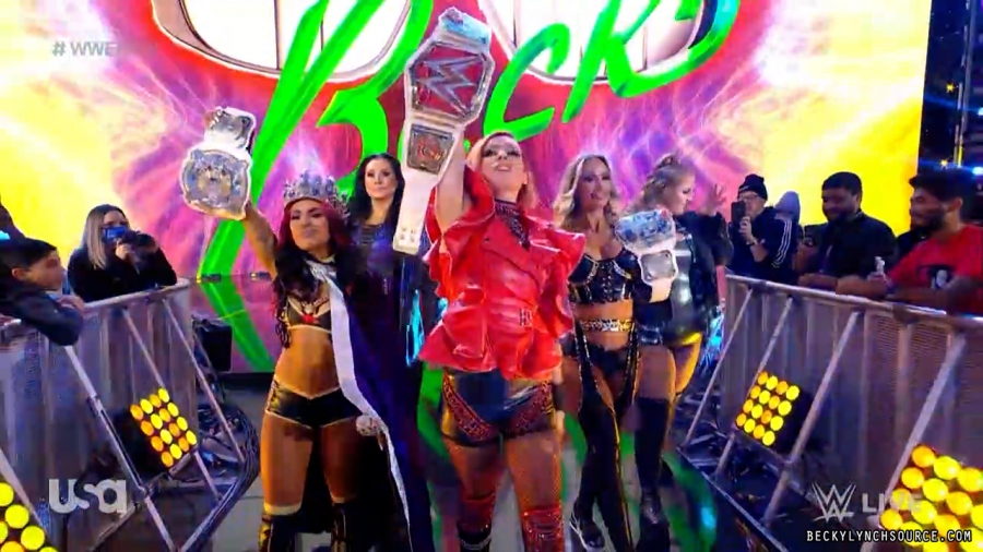 beckyraw20211129_00_11_40_15_Still746.jpg