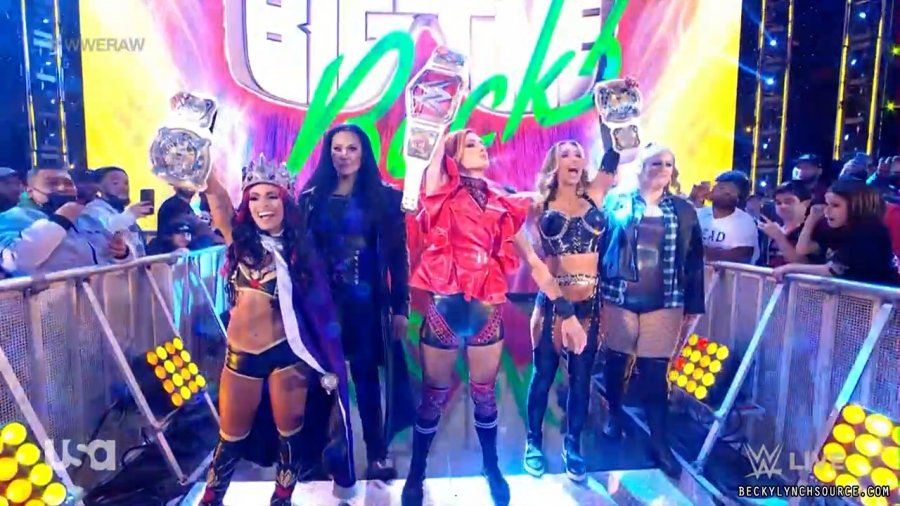 beckyraw20211129_00_11_45_15_Still752.jpg