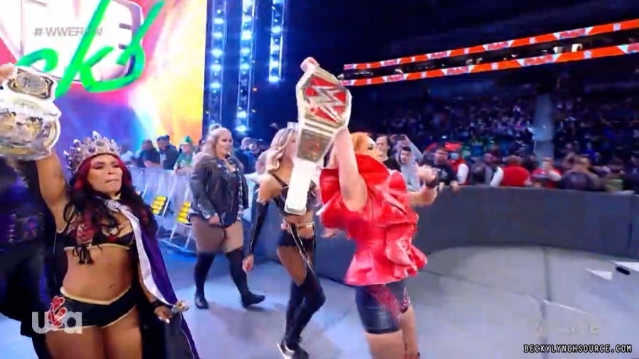 beckyraw20211129_00_11_53_15_Still763.jpg