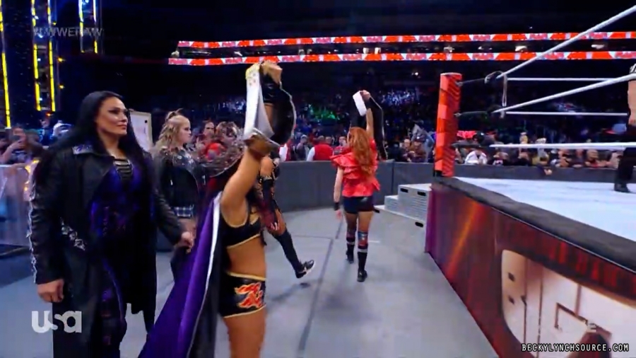 beckyraw20211129_00_11_55_15_Still767.jpg