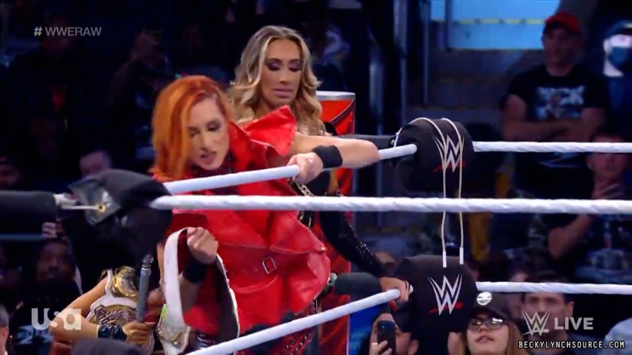 beckyraw20211129_00_12_02_15_Still774.jpg
