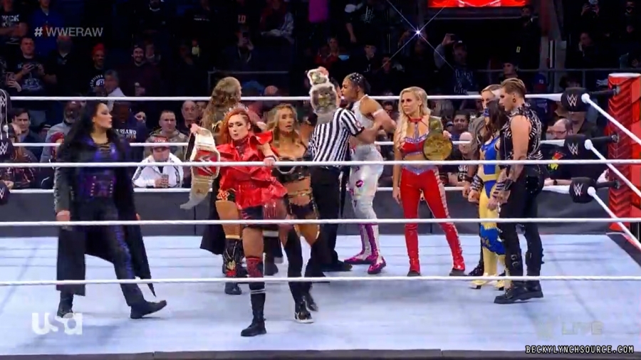 beckyraw20211129_00_12_19_00_Still805.jpg