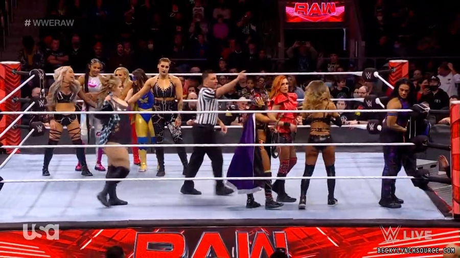 beckyraw20211129_00_12_45_00_Still853.jpg