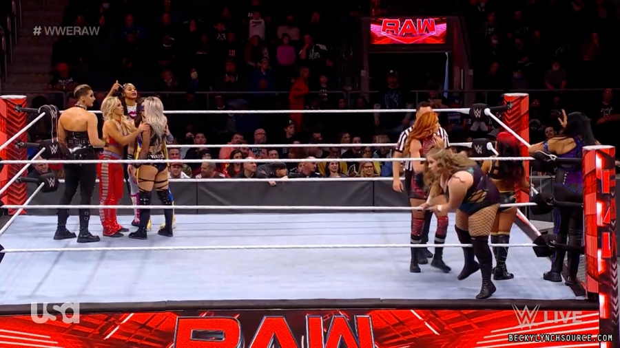 beckyraw20211129_00_13_16_00_Still886.jpg