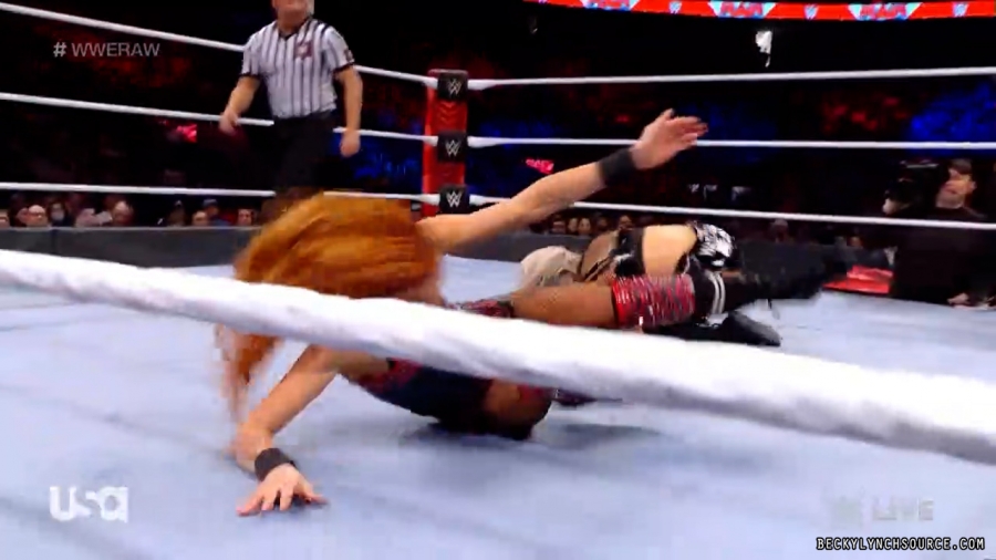 beckyraw20211129_00_13_44_00_Still935.jpg