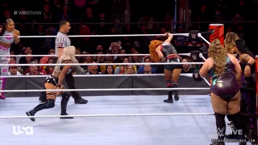 beckyraw20211129_00_13_55_00_Still957.jpg