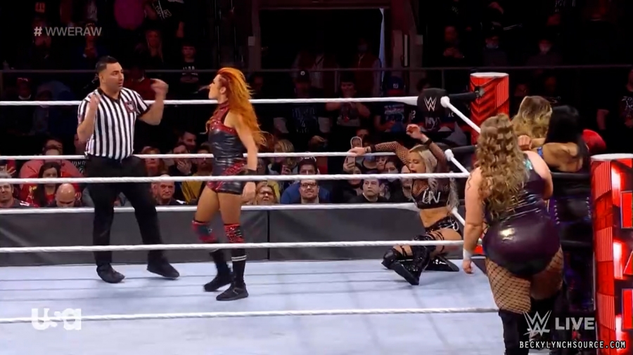 beckyraw20211129_00_14_03_00_Still971.jpg