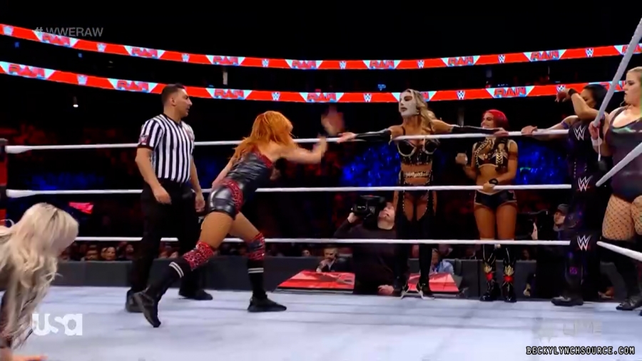 beckyraw20211129_00_14_17_15_Still999.jpg