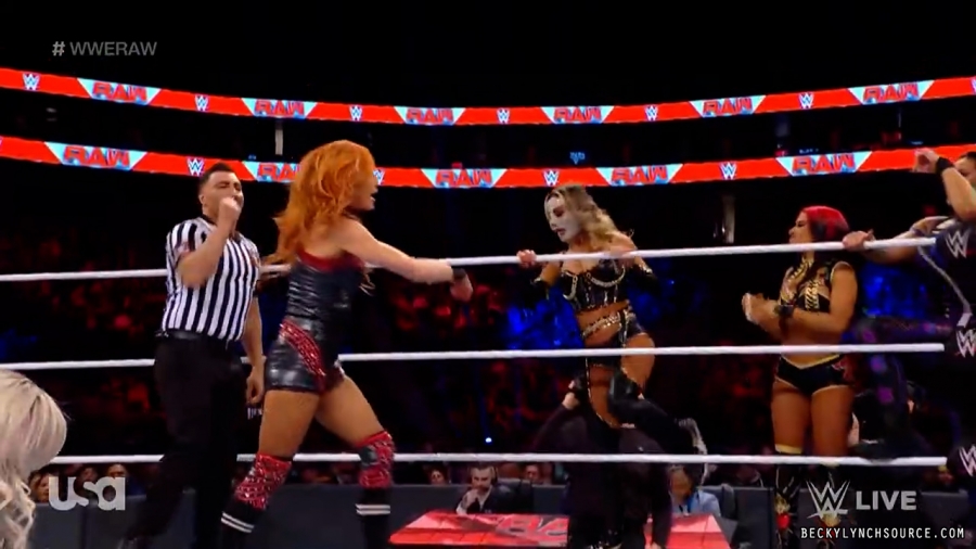 beckyraw20211129_00_14_18_15_Still1001.jpg