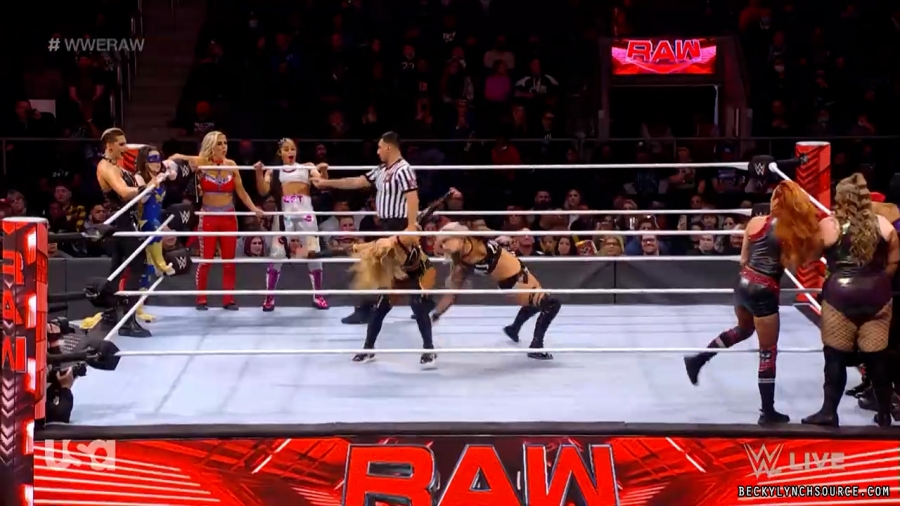 beckyraw20211129_00_14_23_00_Still1008.jpg