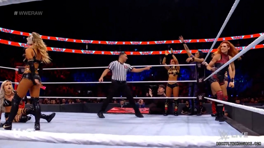 beckyraw20211129_00_14_40_00_Still1014.jpg