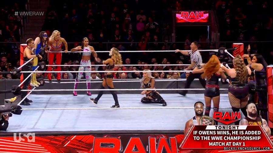 beckyraw20211129_00_14_43_15_Still1021.jpg