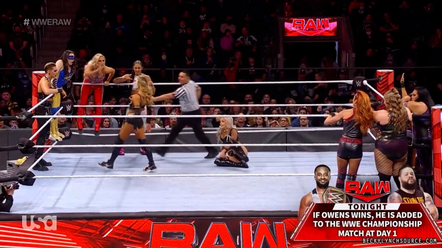 beckyraw20211129_00_14_44_15_Still1023.jpg