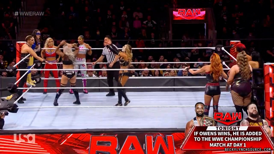 beckyraw20211129_00_14_49_15_Still1025.jpg