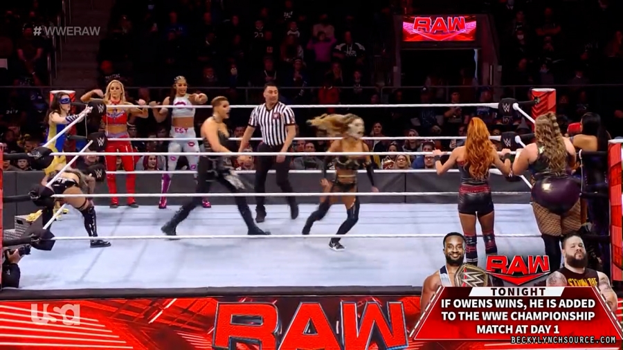 beckyraw20211129_00_14_52_15_Still1031.jpg