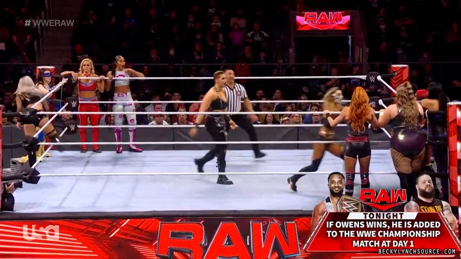 beckyraw20211129_00_14_53_00_Still1032.jpg