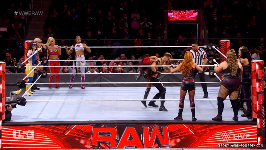 beckyraw20211129_00_15_05_00_Still1045.jpg