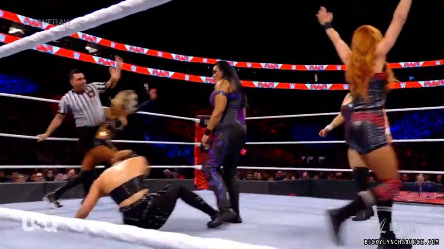 beckyraw20211129_00_15_35_00_Still1081.jpg