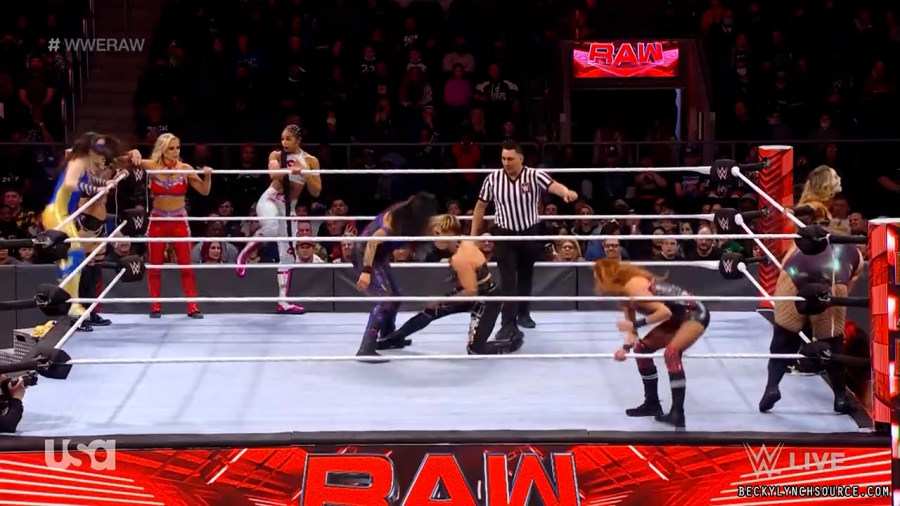 beckyraw20211129_00_15_42_15_Still1094.jpg